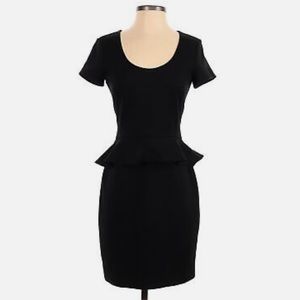 CLUB MONACO  |  00  |  Black Scoop Neck Short Sleeve Midi Peplum Dress